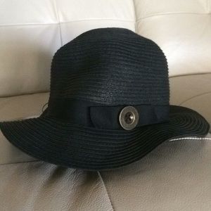 Brixton brimmed sun hat